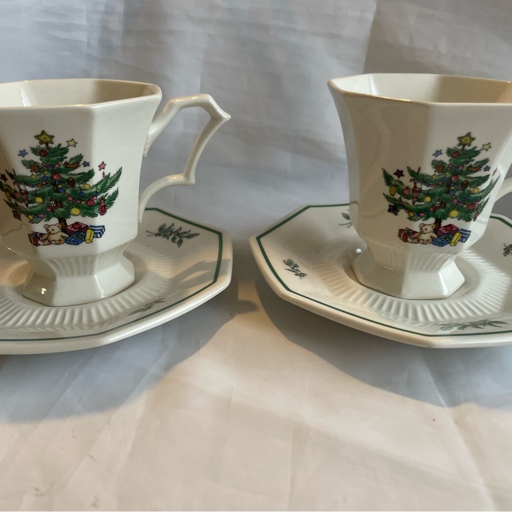 Set of 2 Nikko Christmastime Octagon Shaped  3.5” Cups and 6” Saucers